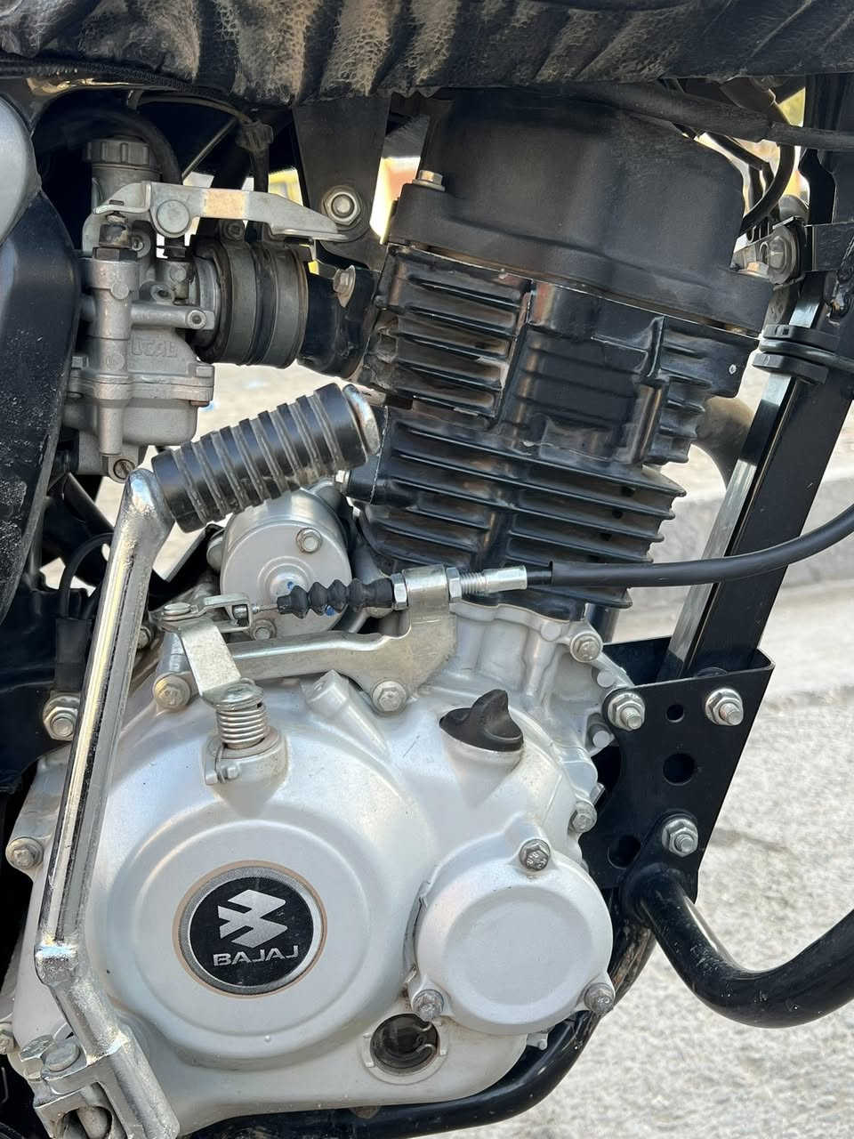 بوكسر 23 اوراق شركه المصطفى
دراجه فول بشكل كامل مكينه مكفوله برغي ممدود عليه
اضافه الى منظومه زنون اصلي 
سعر 1600 عنوان زعفرانيه 
*********** 
***********
