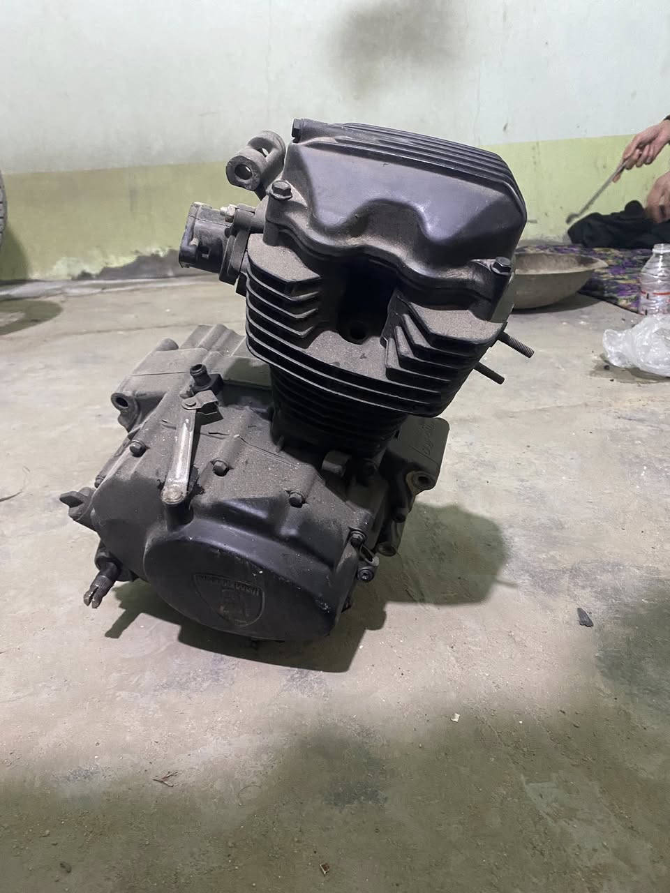 السلام عليكم مكينة برفاز ٢٠١٦ شفت هندر ساحك شغالة وناعمة شرط الفحص ب ٧٥ وبيهة مجال قليل رقم ***********
