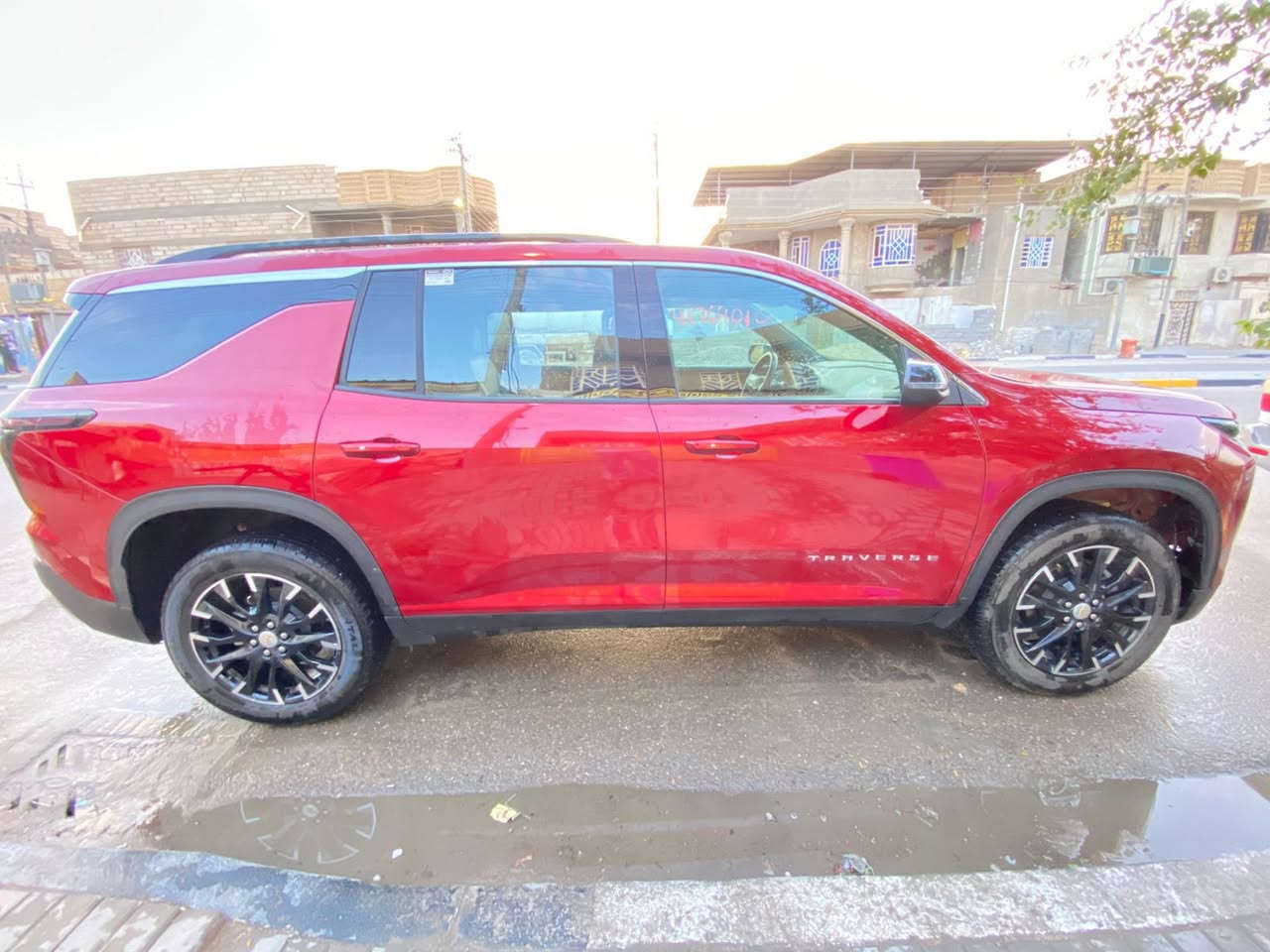 شوفرليت ترافيرس  2025 شكل جديد 

رقم بصرة باسمي
كتاب شهداء
الحادث فقط حافت لحيه اسفل دعاميه 
ماشيه 6000
شاشه كبيره
محرك 2500 تربو
سبعه راكب
داخل مخمل 
تحكم استيرن جهتين
توقف ذكي
رادار امامي خلفي
نشغيل عن بعد
بنوراما 
أبواب بصمه

السعر365$

مكان سياره بصره
***********
