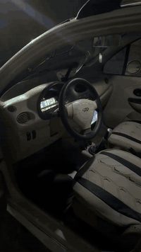 🚗 للبيع – كيو كيو 2012 نظيفة جداً 🚗
• الغرفة نظيفة وباسمي  
• شاشة  
• بصمة فتح وغلق عن بُعد  
• مفتاحين احتياط  
• مكفولة من الضرر  
• صدر جديد  
• معدلة ومرتبة من كل شي  
• التبريد شغال  

💰 السعر: 35$  
📍 المكان: بغداد – الغزالية  

📞 الاتصال: ‭0787 690 9258‬
