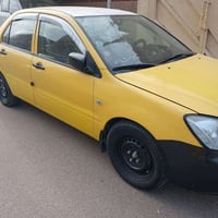 الانسر للبيع 2010 سياره جاهزه بيهه بس باب سايق مبدل باقي سياره مكفوله ...