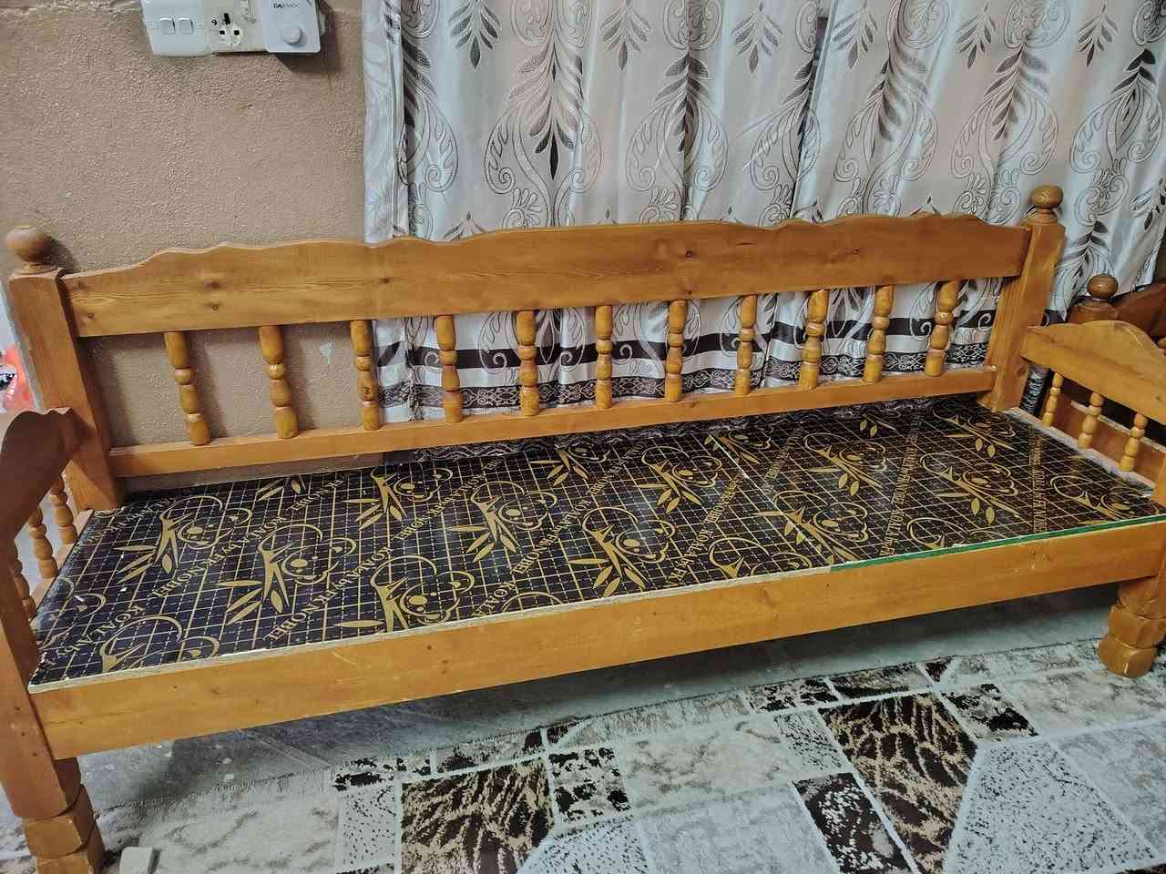 قنفات للبيع مستعملت شي قليل نظاف كلش السعر 250


**إذا كنت صاحب هذا الإعلان وتريد حذفه لأي سبب، رجاءا أرسل رسالة إلى الدعم الفني**