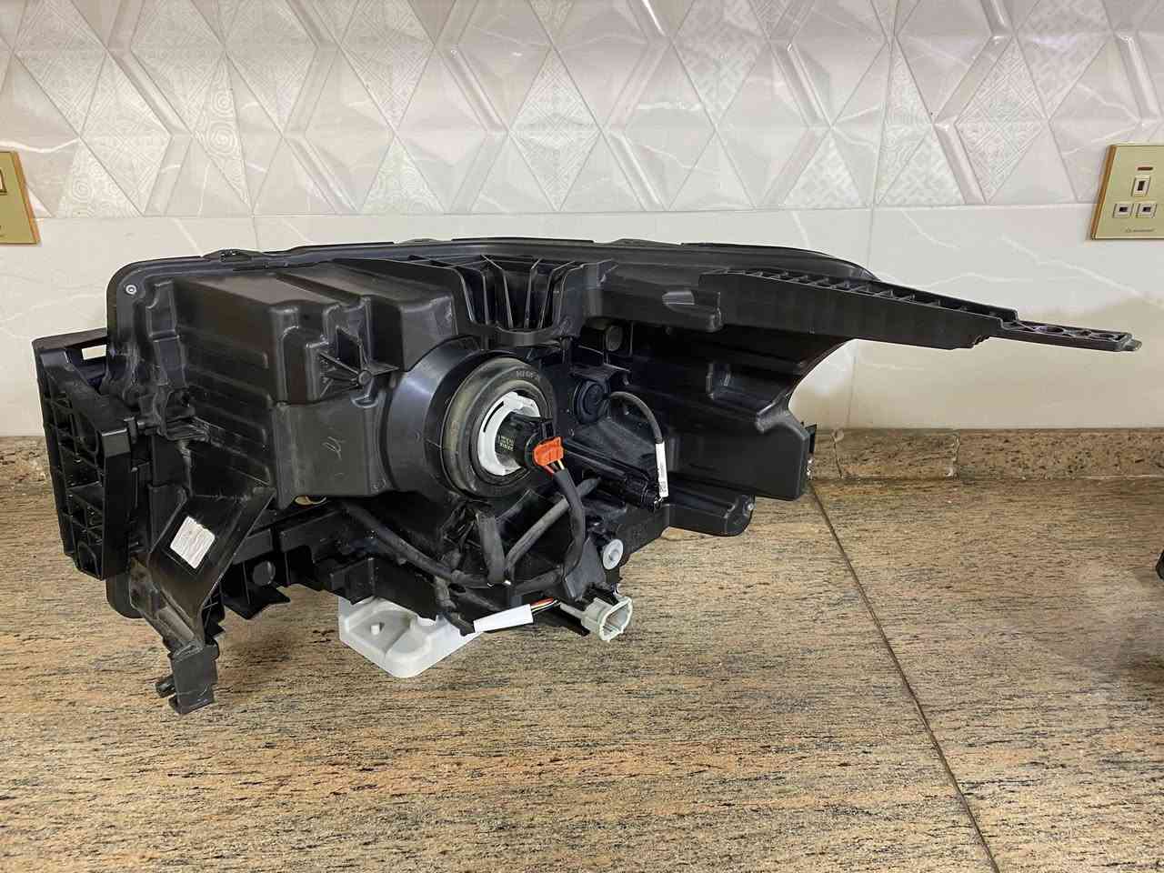 السلام عليكم من رخصة الادمن للبيع 
رادار امامي و زوج 
لايتات فرونتير موديل 2022 2023 2024 2025 مالات سيارتي واحد كلش نظيف وثاني بي كسور وصلحتهن جنت شادهم ع سيارتي بس بدلتهن مال برو 
للاستفسار مكانهن الانبار الرمادي وموجود توصيل 
***********
