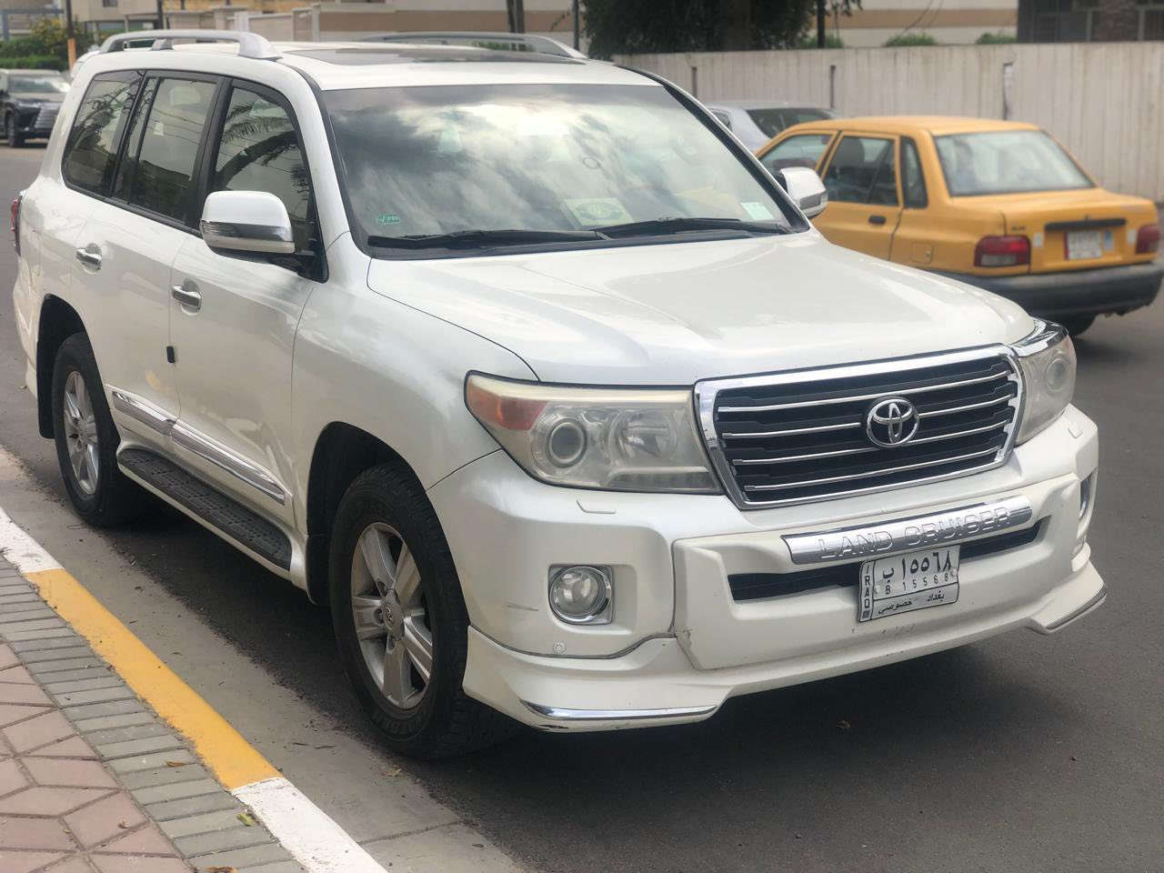 لاندكروز 2013 8V4600 بسعر 38.500$للتواصل
***********
