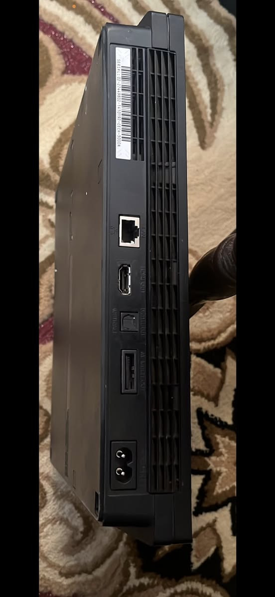 من رخصه الادمن المحترم بلي 3 للبيع مهكر سلم محاسبين شكد بي العاب بس بي هواي وتكدر تحمله العاب باي وقت يعجبك بي العاب فيفا 2015 و2019 الاذكرهن وبي بيس وبي اله الحرب نسختين وبي سيارات ومايكرافت وهذن الالعاب هواي اريده ب90 وبي مجال مكان صليخ


**إذا كنت صاحب هذا الإعلان وتريد حذفه لأي سبب، رجاءا أرسل رسالة إلى الدعم الفني**