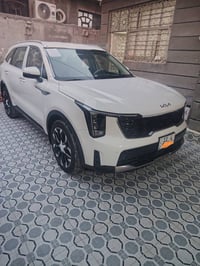 سورنتو ٦ سلندر • ٢٠٢٥ • رقم بغداد