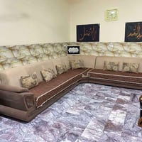ديوان • ١٠ مقاعد • خلف مركز الخلود