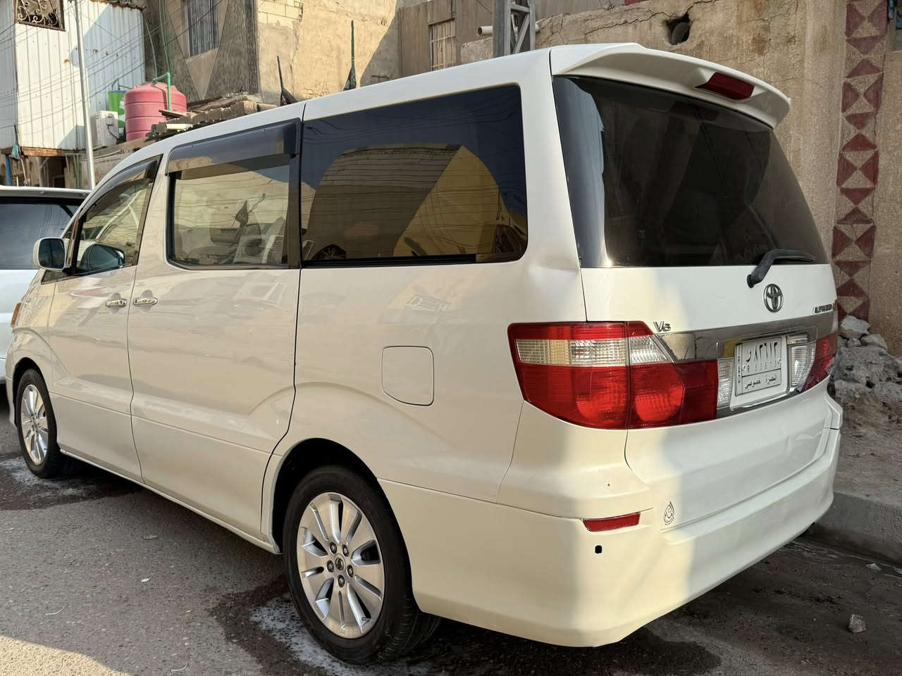 السلام عليكم للبيع تيوتا الفارد مديل 2004  كفاله ضربه تبديل كص نقل جثه كفاله كافت الاصوليات رقم بصره سنويه جديده لل27 مشروع وطني  مكينه 6 سلندر مكينه صارله سبوع من شاده بعده بل ضمان وكير جدن ممتاز نعمه من الله جاهزه من كلشي تبريد حداده تخم تاير سياره فول مواصفات باب كهربائي السياره صندوك كهربائي حساس خلفي حساس امامي كامره خلفيه كامره اماميه شاشه جبيره تحكم ستيرن داخل بيجي كرستال لايت وبكلايت منظومت زنون  السياره كله برادات كهربائيه نظام تخريج هوه داخل بيجي يدات نيكل بيه كلش هواي مواصفات كشنات ملكي في ايبي والسعر 122$ او بيه مجال سياره كلش جديده الله شاهد احله من الصور عنواني بصره حي الحسين  هـ ***********
