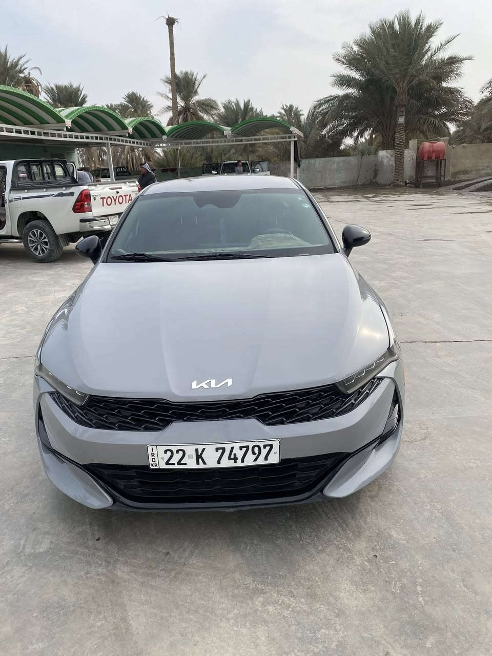 كي فايف
موديل 22 أمريكي رقم أربيل 
سياره حره مداور  ثاني يوم ماشيه ٧٣
حادثه موضح بلمنشور إرباكات سليمه 
سعر 155$ وبيه مجال بصيط 
رقم
***********
