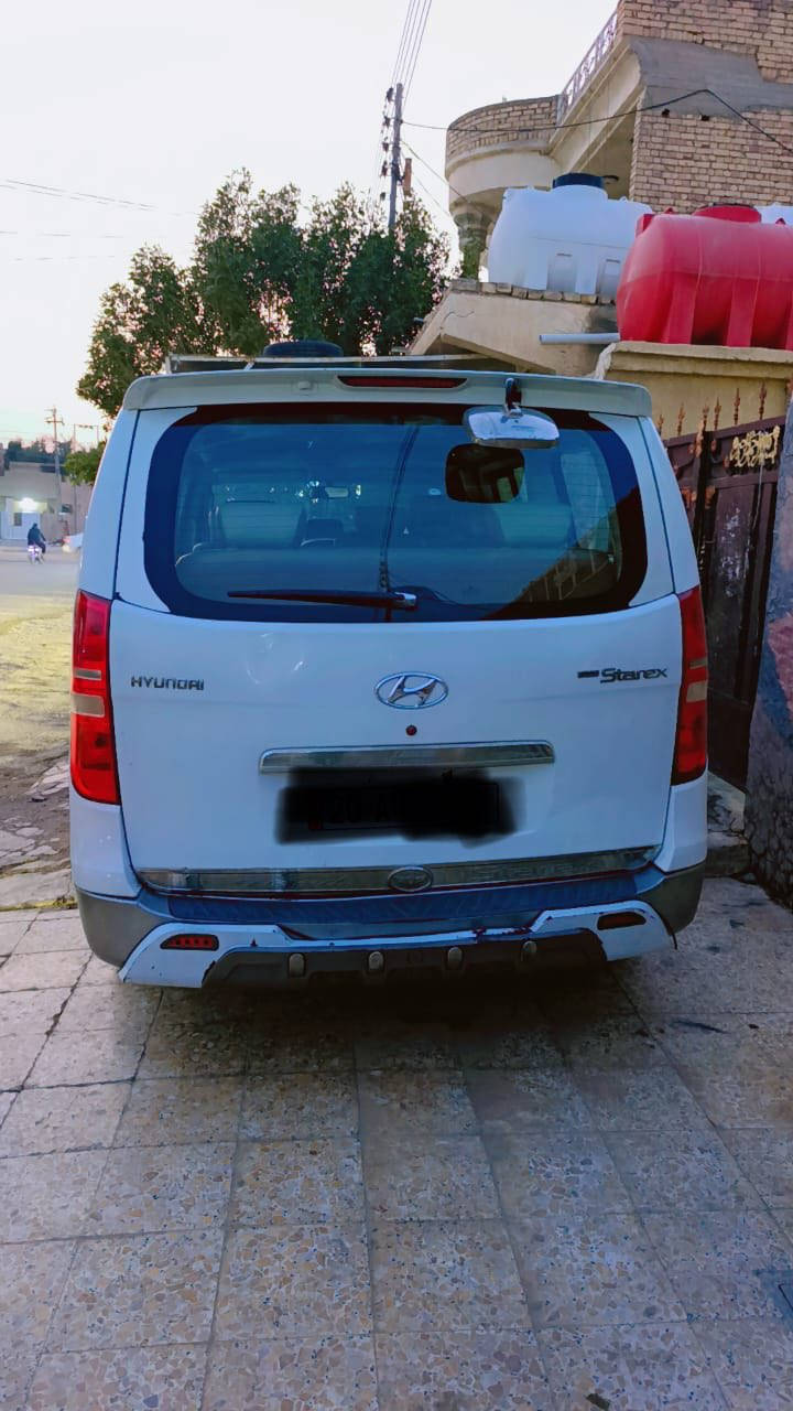 السلام عليكم ستاركس 2011 سياره خير من الله مامشتغله ع خط مال بيت فول رقم ديالى السونار داخل الصور السعر 158وبيه مجال رقم صاحب السياره مكلف بالنشر ***********
