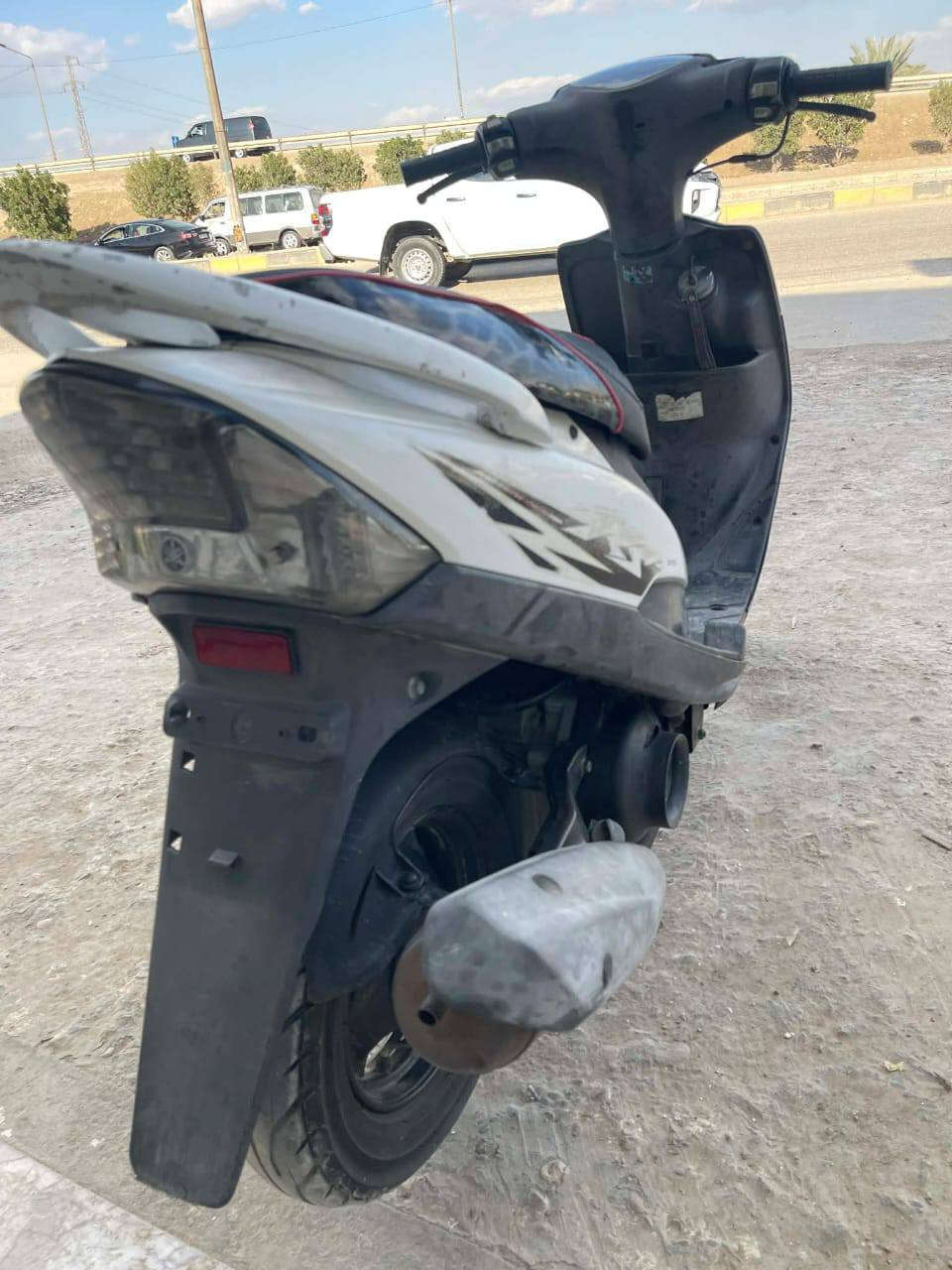 السلام عليكم ماكس عدله دراجه جديده مامفتوحه ختم واحد ويه المكينه السعر 800 وبيه مجال بسيط للتواصل *********** عنوان بابل حله شارع 80 نجف
