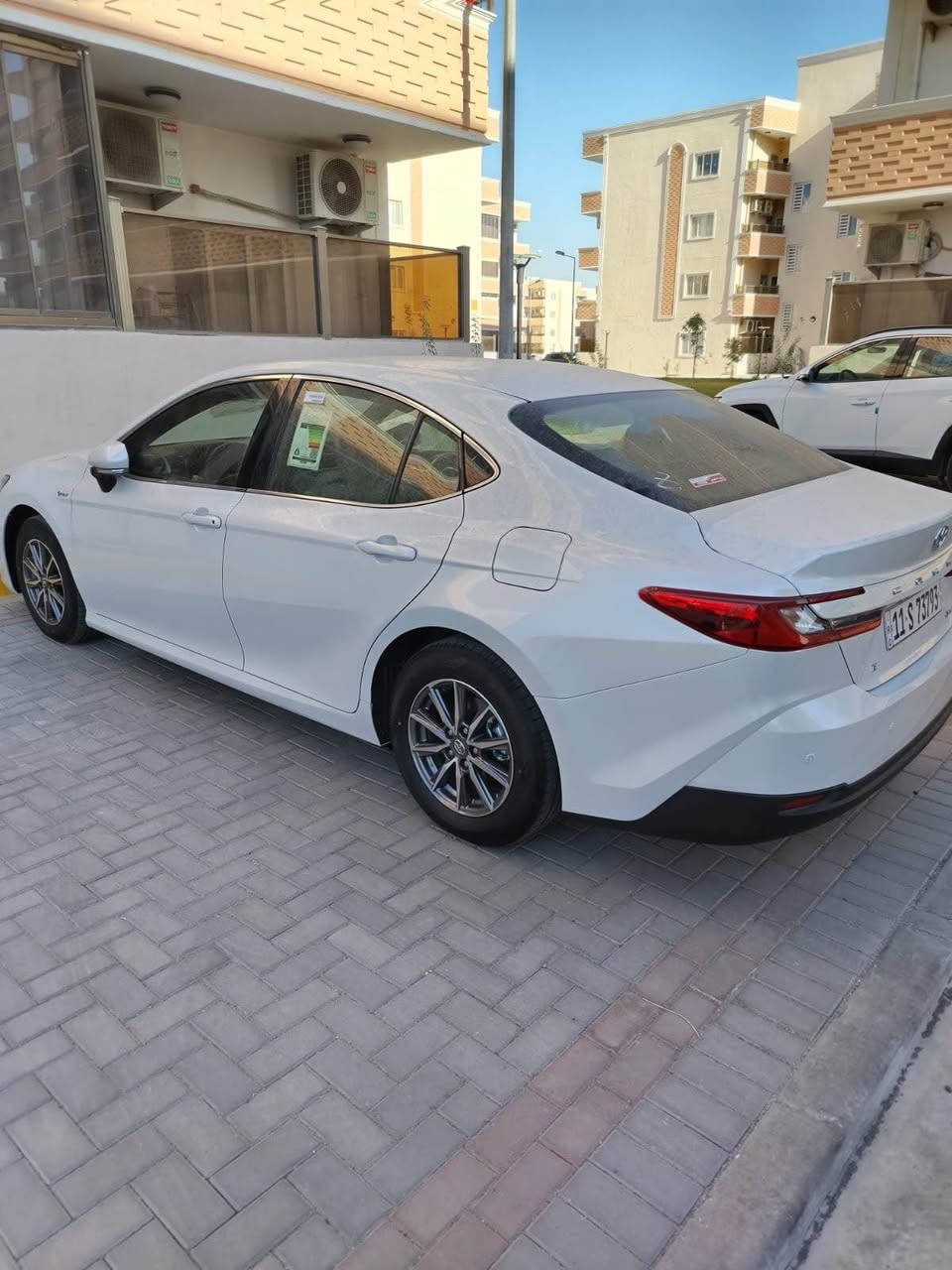 كامري اقصاد رقم بغداد مقترض وكفيل نفس البيت عبد اللطيف مكفولة ماشية 9 الف كيلو سيارة مكفولة كفالة عامة وكالة ثاني يوم باسم المشتري السيارة بلبصرة 

السعر 200$ وبيها مجال حك الجية
 
للتواصل ‭0773 009 4036‬ البصرة, العراق
