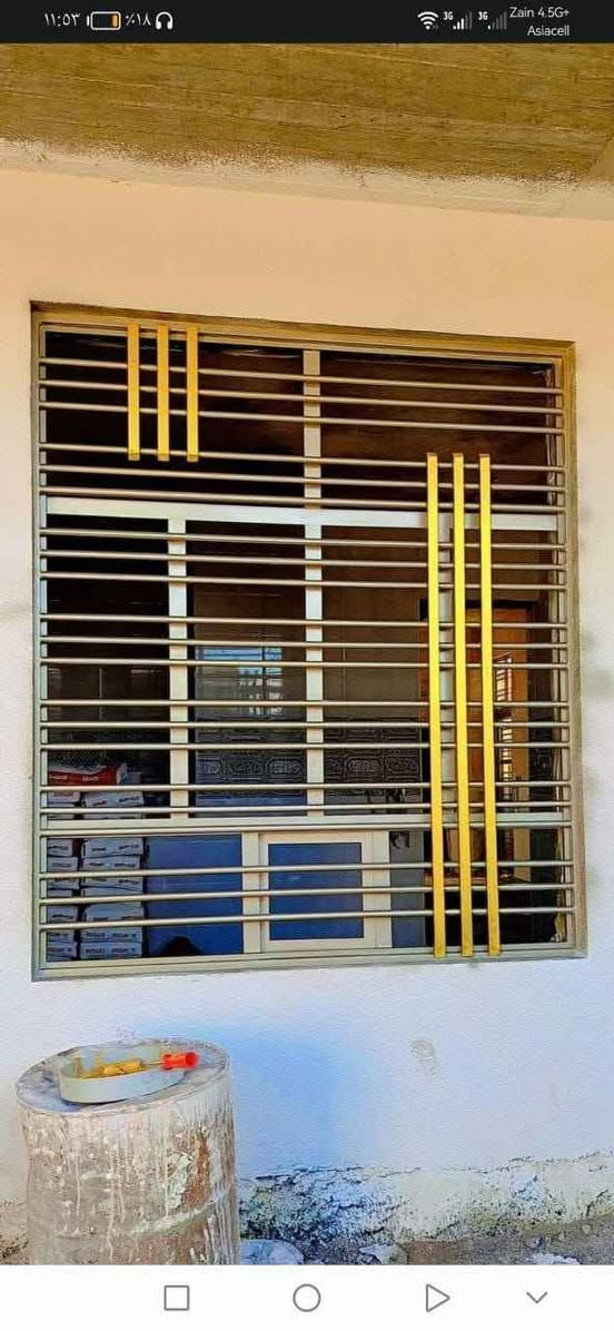 سلام عليكم حداد متجول شتغل داخل المحافظه ونشتغل قضيه ونواحي نشتغل  تصليح بيبان شبلبيج رمايد طاكه نشتغل سقايف كيسبان سقايف جينكو بيبان تفصل شبابيج سقايف سندويج بنل مراجيح محجر مال دروجه دروجه حديد كرفانات جبلونات بنسب السعار ونشتغل بل مقطوعه وبل يوميه الاستفسار تطل ونشتغل حته بل قصاد *********** وتساب *********** عمارة, ميسان
