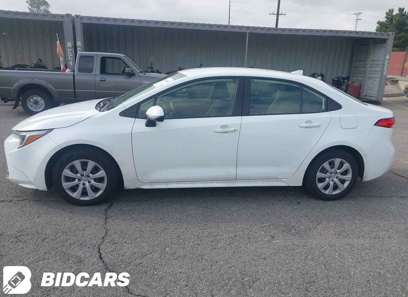 كولار امريكي   موديل 24  سيار كلين  سعر 188هايبرد  رقم موبايل *********** واتساب رقم كركوك  تكسي كير محرك نيقاب بطاري شرد
