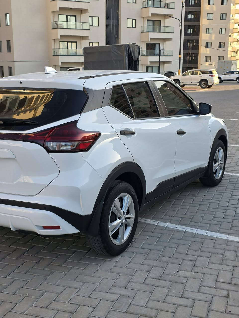 نیسان کیکس 2024 تەنها یەک پەڵە بۆیاخی هەیە موصفات S ڕەقە می نەشکێنراوە نرخ 144 و مامە ڵە
***********
