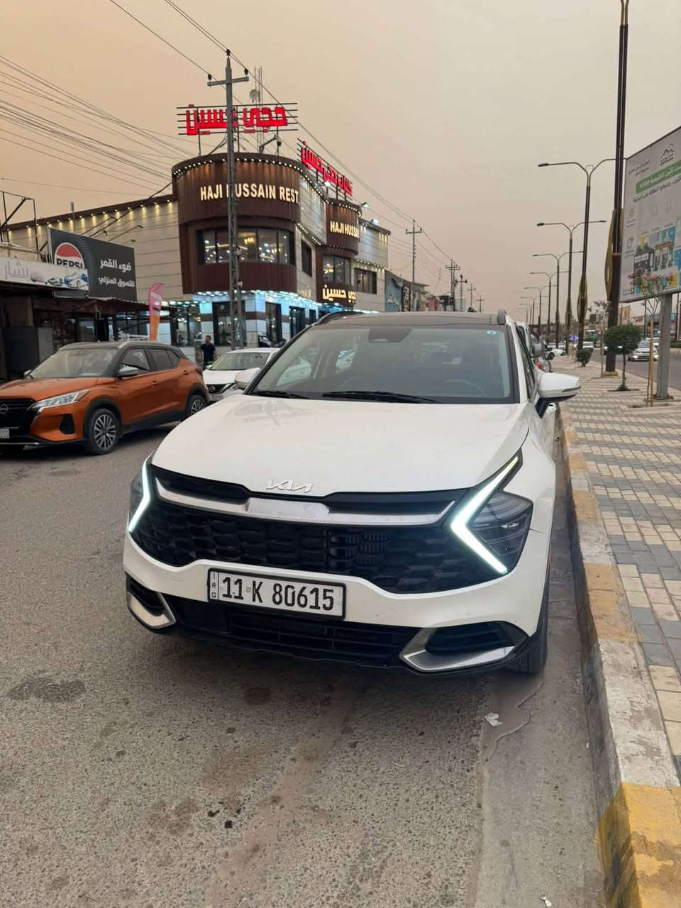 للبيع سبورتج ٢٠٢٣
هايبرد فول مواصفات بيها ٣ قطع بنيد وجاملغ ونص الباب السايق
السعر ١٨٥٠٠$ اللون ابيض رقم بغداد 
***********
