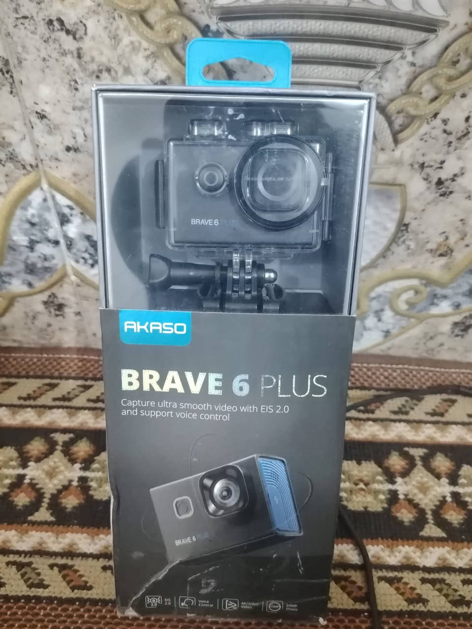 تصوير فيديو بدقة 4K
تصوير صور لحد 20 تثبيت إلكتروني 2.0 EIS حتى يقلل الاهتزاز مقاومة للماء مع الكفر المرفق
شاشة خلفية + شاشة أمامية صغيرة
تحكم صوتي بالأوامر واي فاي للربط مع الهاتف عدسة واسعة للتصوير الرياضي والسفر تدعم مايك خارجي ببعض النسخ بطارية قابلة للتبديل تدعم كارت ذاكرة microSD ما سمتخدمه غرضاها كامله كلشي وياها سعر 90 وبي مجال للطيبين


**إذا كنت صاحب هذا الإعلان وتريد حذفه لأي سبب، رجاءا أرسل رسالة إلى الدعم الفني**