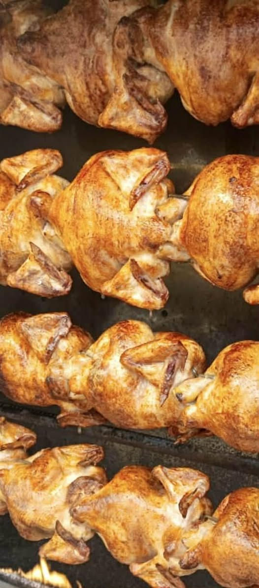 رمضان كريم علينا وعليكم
على بركه الله الله يرزقنا ويرزقكم 
 مطعم وكافية ابن العز يرحب بكم ضيوفنا الأكارم 
العنوان تقاطع سومر دوميز 
 دجاج ع تمن ١٠،٠٠٠ 
 دجاج محشي ١٠،٠٠٠
 دجاج عادي ٨،٠٠٠
 كليو كباب لحم ١٨،٠٠٠
 تكه دجاج ١٠،٠٠٠
 كيلو كباب دجاج ٩،٠٠٠
اجنحة كيلو  ٨،٠٠٠
  
ويوجود عصير وزلابيه في رمضان 

يوجد توصيل
 كورك.  ***********
***********  اسيا
