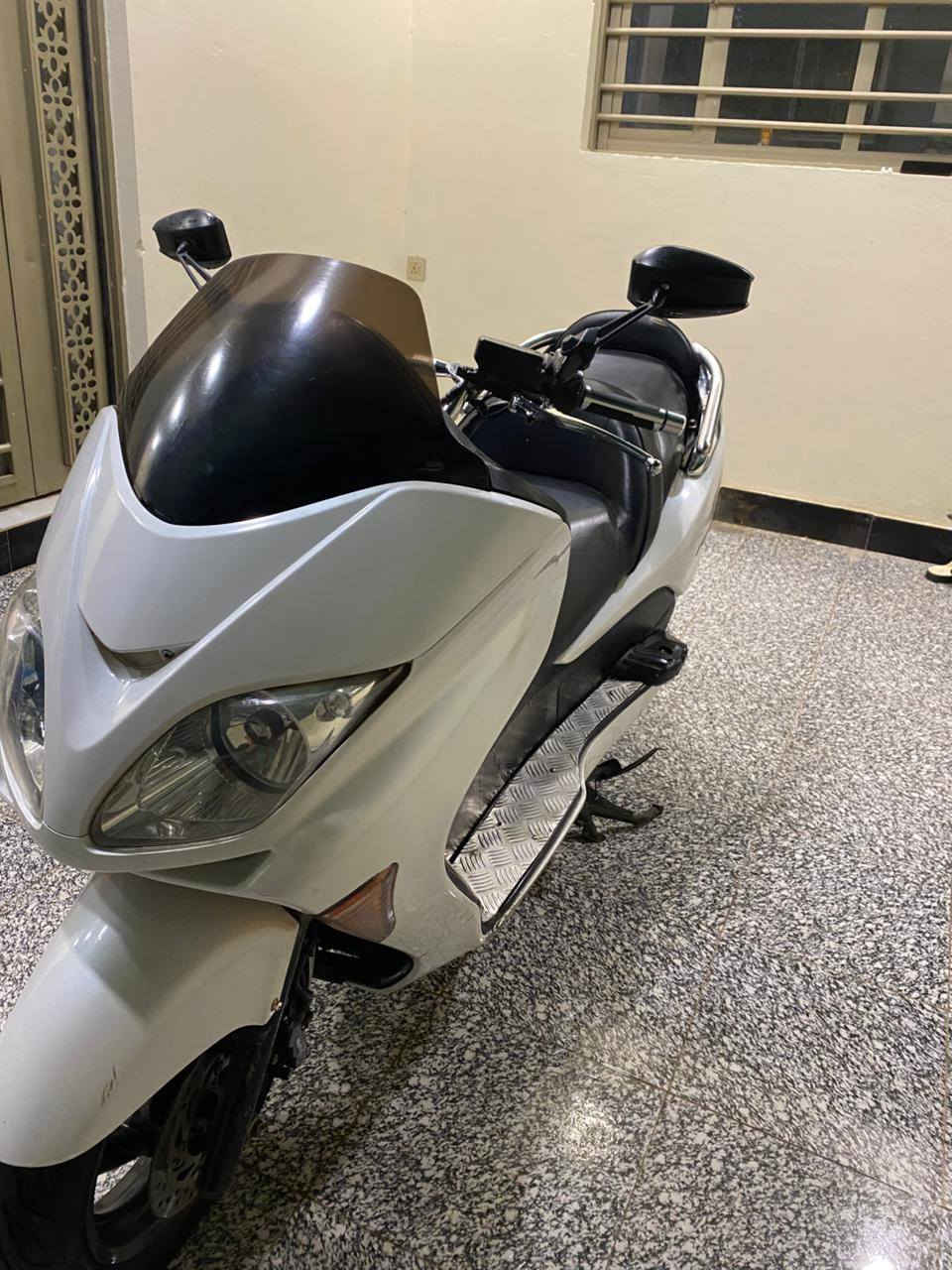 دراجه فورزه 0/8 موديل 2007 نضافه مثل ما شوفها
دراجه خير من الله كل نقص مابيها  جيب مصلح وتعال جيك 
رقمها هوندا مو فورزه تحويل ثاني يوم مكانها بغداد رقم تلفون ***********
السعر مناسب ارضيك متواجد رقم وتساب فقط
