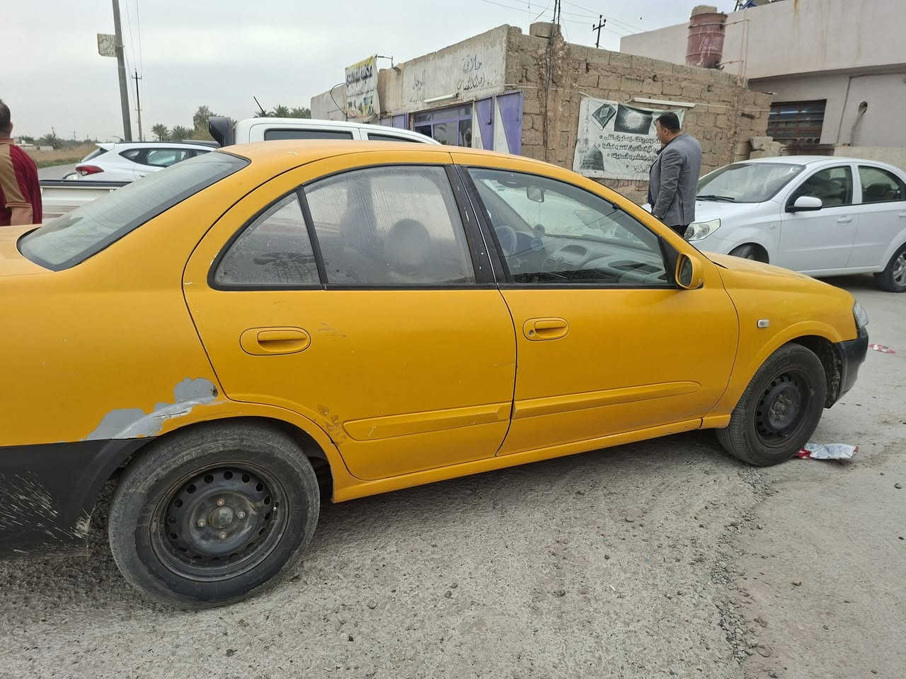 السلام عليكم ورحمة الله وبركاته
مكلف بالنشر
سياره سني موديل 2012 لونهة ابيض مصبوغه اصفر 
الرقم انبار مصفره من كلشي 
السياره بأسمي والتحويل ثاني يوم السياره تبريدهة شغال 
والشراي يتواصل على الأرقام التاليه 
***********
***********
