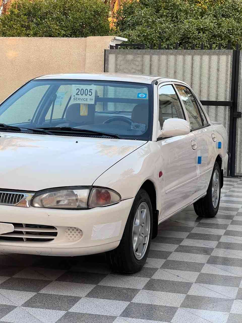 السلام عليكم جميعاً بروتون موديل 2005رقم بغداد مشروع وطني بسمي السياره جاهزة تخم تاير جديد صدر امامي وخلفي جديد تبريد 🥶كهربائي جاهزة السياره مال جناي  العنوان صلاح الدين بلد/الضلوعية 
الاتصال ***********
