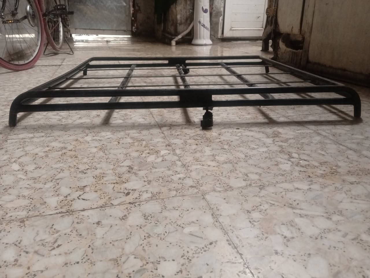 سيباية شيري سمند تفصال وناصية
السعر 35 مدينة الصدر قطاع 49 
موبايل ***********
