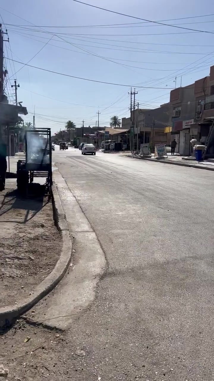 السلام عليكم بيت مساحه ١١٢   طابو ملك ٣ طوابق مكانه بغداد الشعب قرب شارع الصحه الجزائر سعرهه ٢٤٥  بناء حديث ***********
