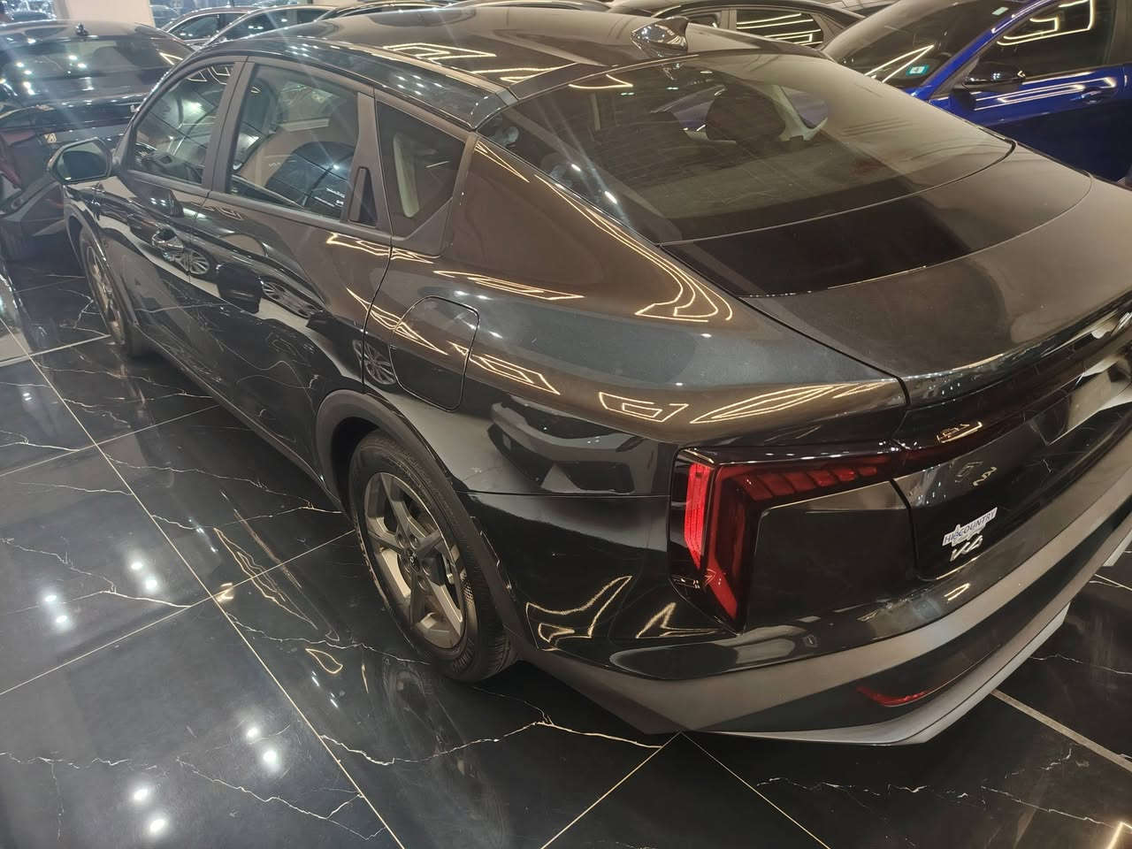 كيا كي فور  موديل ٢٥ مواصفات LX شبرين صبغ براس البنيد بدون دواخل بدون ارباك ماشية ٣٠٠٠ ميل يعني زيرو السياره مكفولة من الشخط والبارد  بدون رقم تترقم شمالي مكانه اربيل صور الحادث موجوده داخل المنشور لمعرفة السعر اتصل *********** واتس اب
