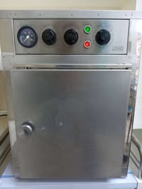 أوفن تعقيم • أدوات جراحية • ترولي