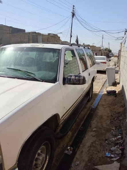 شوفر سوبر بأن موديل ٩٩ ٨برغي فحل كير ومكينه بلادي خير من الله بيه نواقص بسيطه دواخل كماليات جامه خلفيه مثل ما موضح بل صور العنوان بغداد المعامل *********** السعر ٣٥ ورقه
