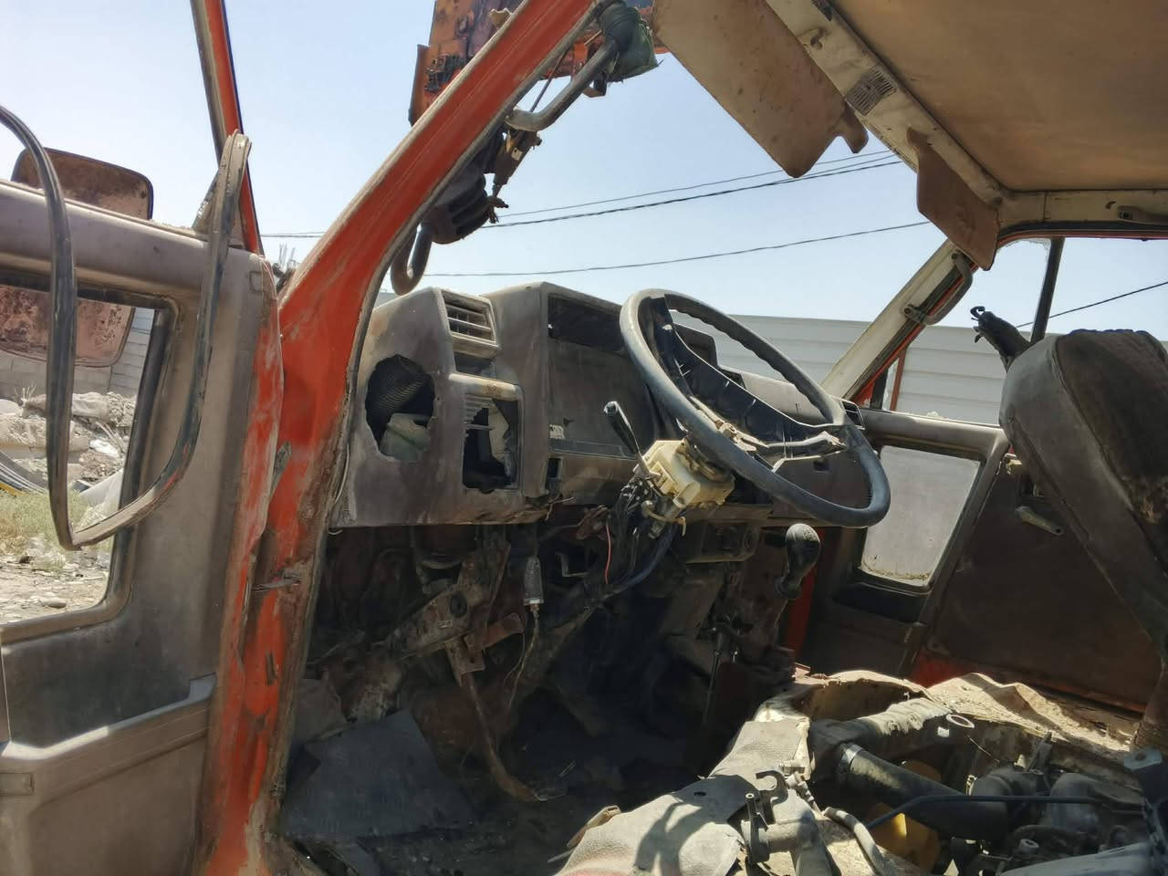 سلام عليكم كرين محرك وكير كنتر جدد رقم ميسان بدون جهاز ب 25 ورقه *********** عنوان بغداد فلكت سلمان باك
