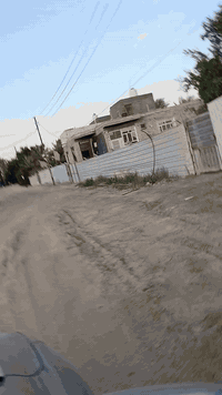 2000 متر طابوا اسهم تحويل المكان ازديناويه طريق السياحي خلفه مدرسه الواثق السعر خاص الشراي ينتصل على الرقم  ***********
