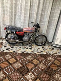 شباب سلام عليكم دراجه للبيع موديل 25 سعر 900 شراي يتصل عله هاذ رقم0774...