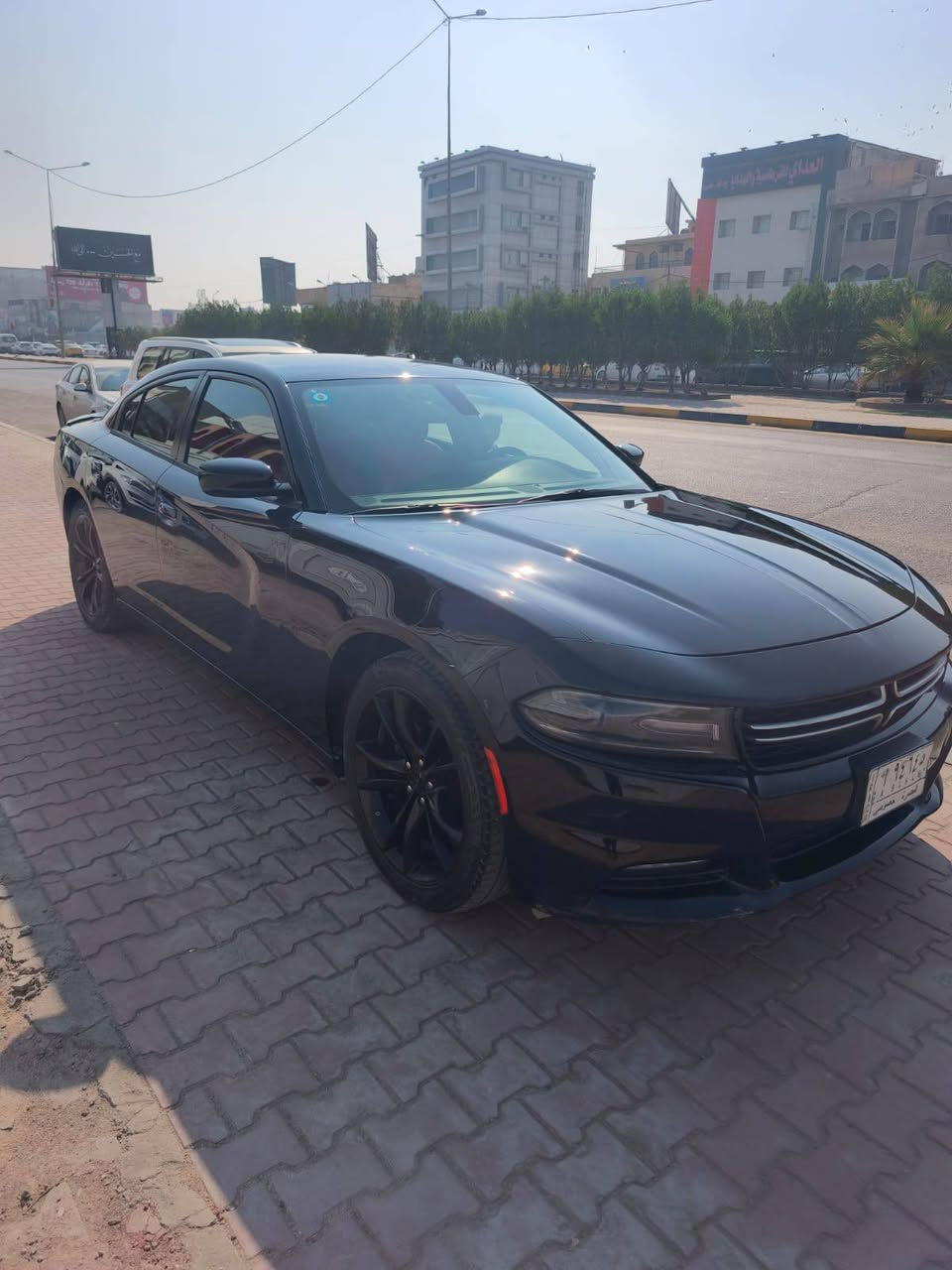 السلام عليكم 
چارجر 2016 وارد امريكي.كفاله من الصبغ. بيهه قطعه وحده تبديل نفس اللون فقط. بدون ايرباك فقط قبق الجنطه مبدل. سياره جاهزه بدون نقص برغي. ماشيه 135 رقمها بصره بأسمي طخم تاير جديد حداده ادامه محرك جديد 
ادامه للتبريد ربل محرك جديد 
سعر 180
للإستفسار *********** \ ***********
