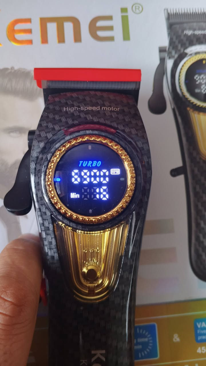 السلام عليكم
ماكنه حلاقه من ماركة كيمي الاصليه شرط  تحكم شاشة 

اخر اصدار كاربون فايبر  موديل 2242

حجم البطارية 4500ملي امبير 

اعلى سعر ابيع

***********
