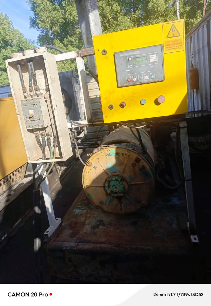 سلام عليكم مولدات للبيع كتر بلار توليد 400بيهه خيط بخار كمنز 24 لابخار ولا تنقيص براس توليد 250 كيفي خانه واكفه افيكو 37 توليد 400 مجفته جديد غراضهه كلهن جدد فم سوبر نوزلات مسويهن كورات بساتم كله جديد بس مكسور دوش وطلع الضراع ايهلهل  مكانهن سيديه ابيع شلع او وحده اتصل ودلل ***********
