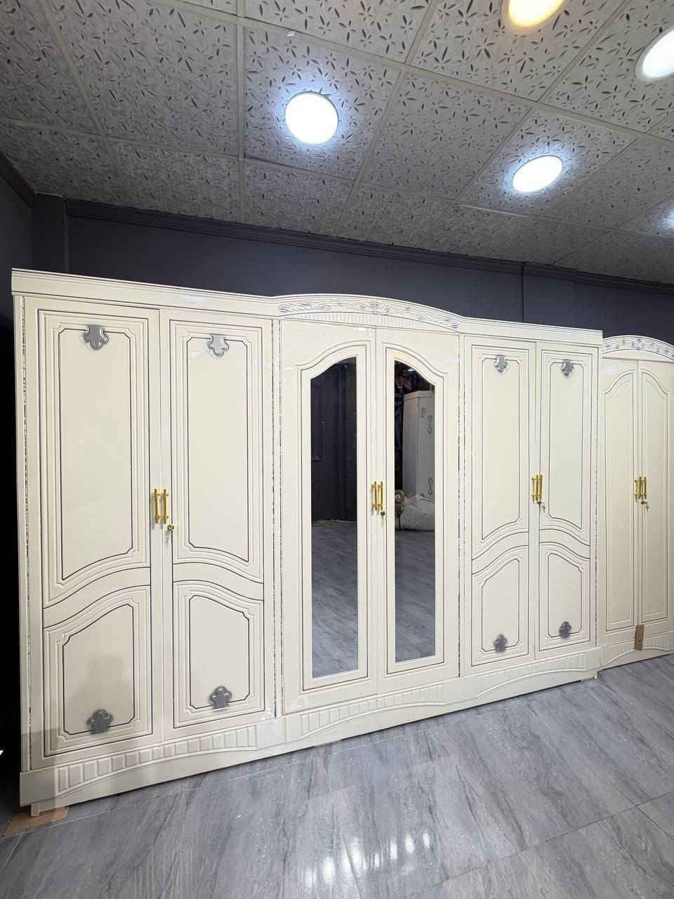 #زبائنا الكرام جبتلكم غرف صاج منقشه تخبل وبسعر مناسب 😍
مليون و 100الف  فقط😍
بيها مجال الزبائنه ☺️يتدلوون 
غرف نجاره عراقيه 💯💯

تتكون من 8  قطع 

عرض الكنتور 3 و20سم

ارتفاع الكنتور 2 و20سم

السرير بلوك ٦ ارجل

طول السرير 200 سم 

عرض السرير 160 سم


**إذا كنت صاحب هذا الإعلان وتريد حذفه لأي سبب، رجاءا أرسل رسالة إلى الدعم الفني**