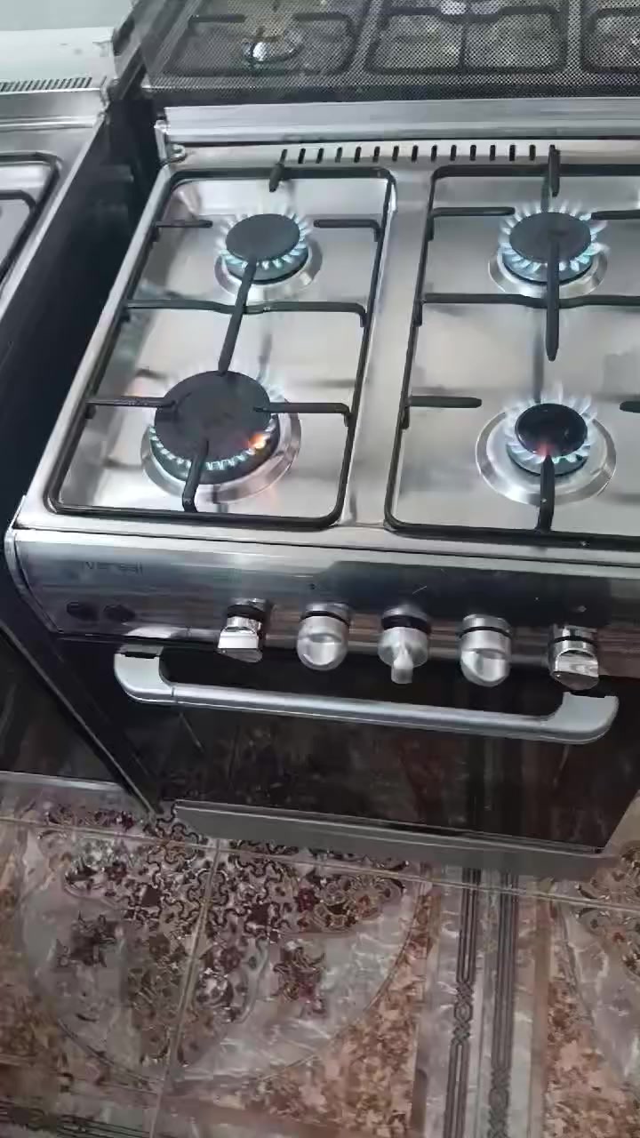 السلام عليكم طباخ نوع مصري الصنع شغال وجاهز طباخ كلش جديد وحلوو وناره زركه تخبل وسعره مناسب للاستفسار الاتصال على الرقم *********** واتساب والخاص موجود
