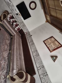 تخم ديوان للبيع  نضافه مثل مموضح بل صور  سعره60الف    خاص او اتصال 077...