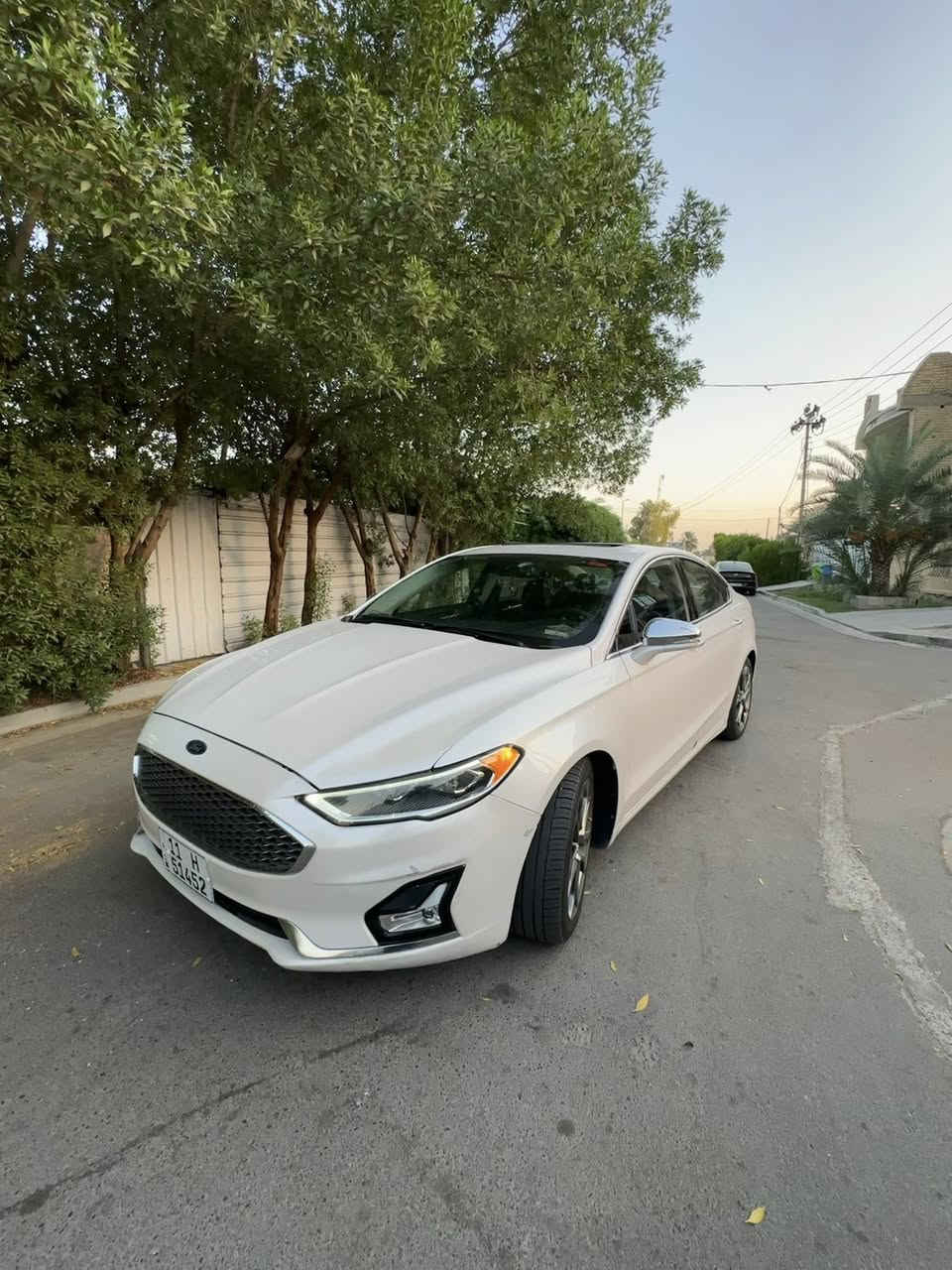 السلام عليكم
فورد فيوجن تيتانيوم 2020 محرك   2000 هايبرد 

-فول مواصفات 1/1 

ماشية 64 كيلو قابل للزيادة

 السعر 177

شاشه كبيرة

-2مدخل USB

-فول تحكم ستيرن

-كروز سرعه

-اوتو بريك

-سايد بريك بصمه

-كير ماوس

-تبريد قطعتين

-كشنات تدفئه وتبريد 

-كشنات امامي اربع حركات

-فول رادار

-رادار مانع تصادم

-رادار نقاط عمياء

-رادار قراءة مسارات (خطوط الشارع)

-رادار امامي خلفي

-شاشه تدعم apple car 

-سماعات 12

-خرائط

_حساس ماسحات السياره عند الماء

- تشغيل عن بعد واطفاء

السياره بيها جاملغ السايق و بنيد مصبوغ بدون لوغد بدون ايرباك بدون شاصي يعني ضربتها خفيفه ورقم الشاصي يمك

مكاني بغداد السعر ١٥٤ بيها مجال حك الجيه

***********٤

خاص ماسنجر

او

تليكرام z_3_e
