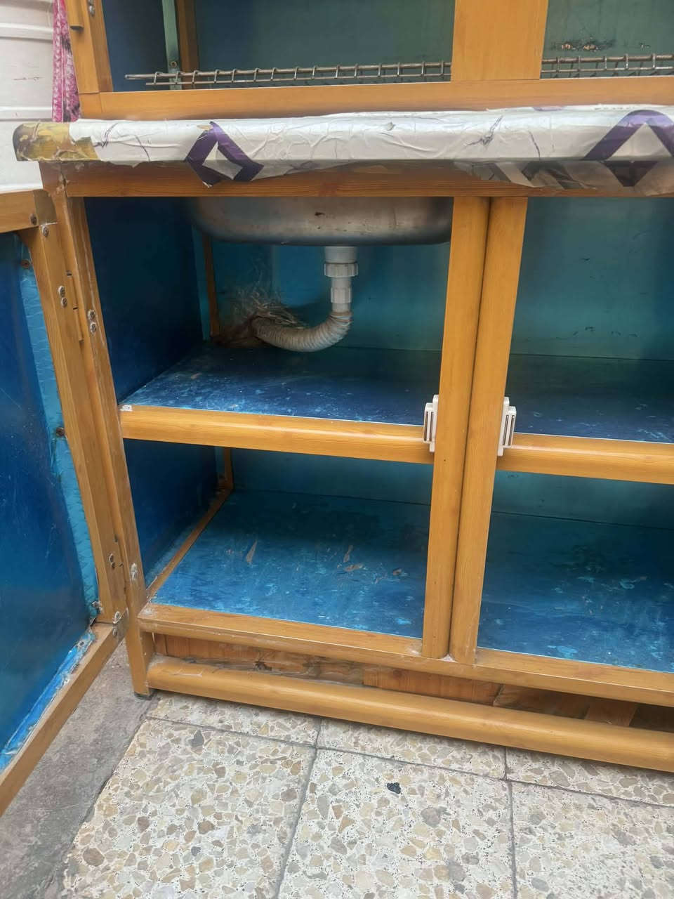 كامنتر ألمنيوم جديد ونضيف والبيبان مال ملحق فوك موجوده السعر 110وبيه مجال للشراي


**إذا كنت صاحب هذا الإعلان وتريد حذفه لأي سبب، رجاءا أرسل رسالة إلى الدعم الفني**