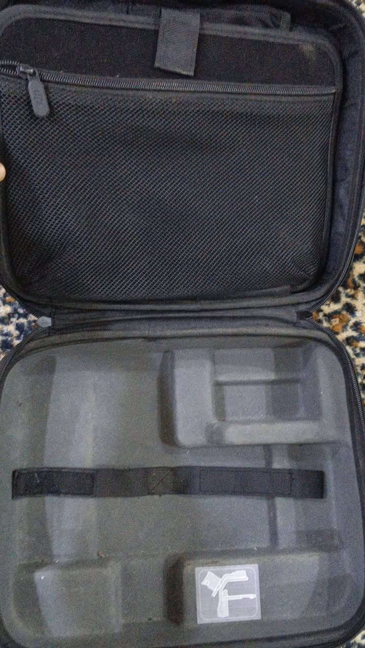 للبيع
جنطه رونن rs3 pro 
جنطة رونن rs4 pro 
ماطور فوكس rs4 pro  جديد بنايلون ممستخدم 
نك مايك بويا متحدثين ثنين مستخدم مرتين
مكاني بغداد


**إذا كنت صاحب هذا الإعلان وتريد حذفه لأي سبب، رجاءا أرسل رسالة إلى الدعم الفني**