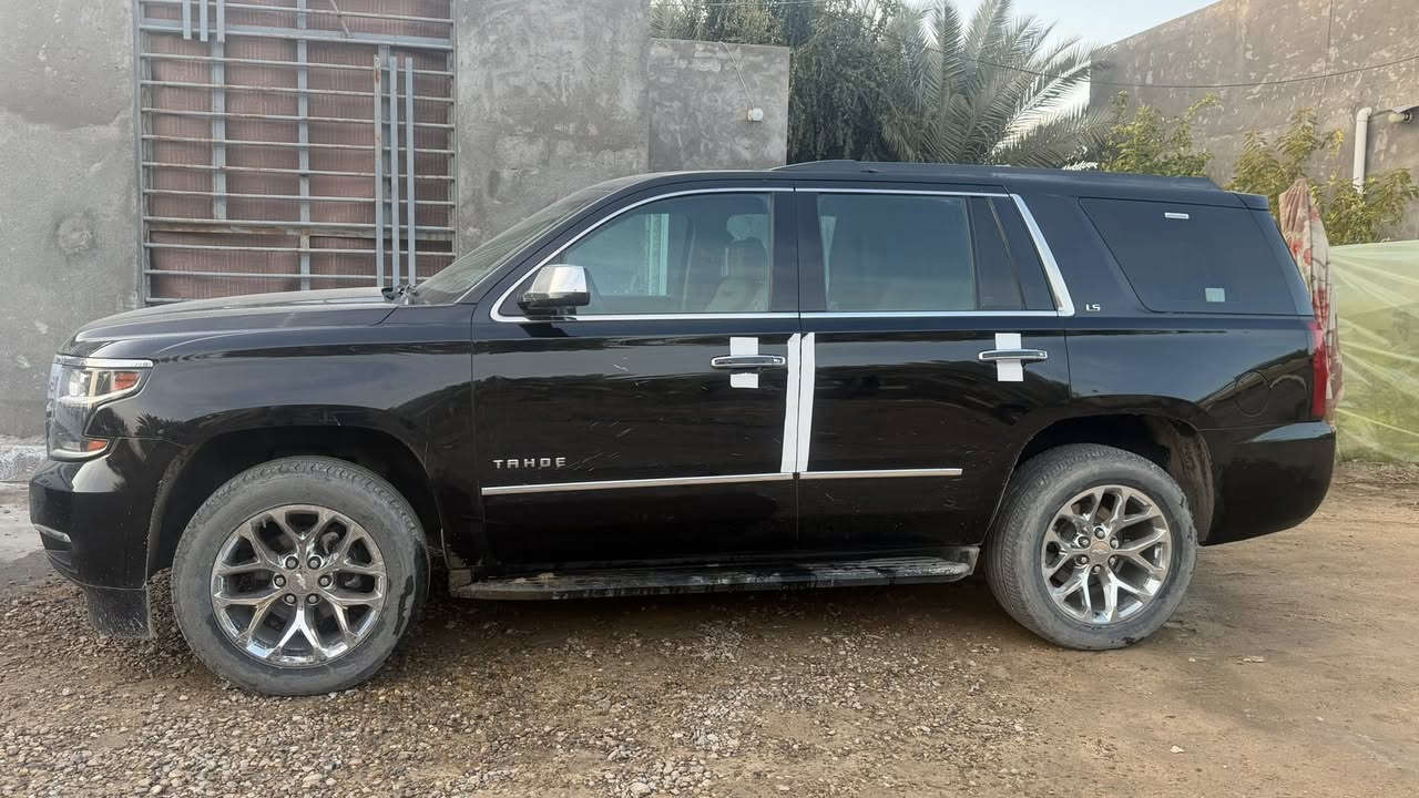 تاهو ٢٠١٥ خليجيه رقم بغداد بيه بنيد مصبوغ وخمس قطع مطبعات سياره كله ع البلاء دوشمه تفصال جديده منقصه اي شي دواخل شخط ما بيه السعر265 وبيه مجال ***********
