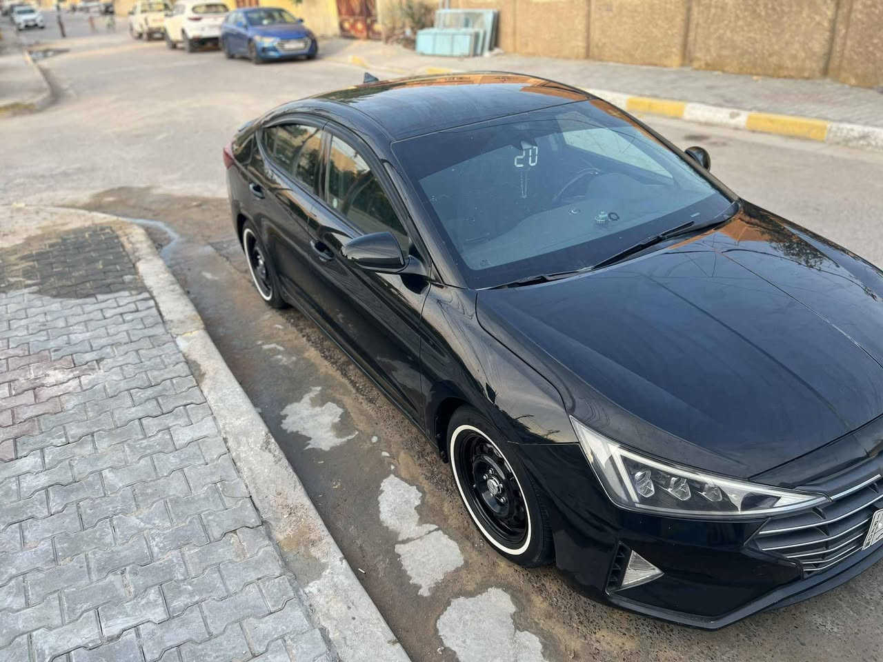 السلام عليكم لبيع والمراوس النترا موديل 2020  سياره نص فول مكان سيار  الدوره  سعر ١٣٧وبيه مجال رقم ***********  سيارمنضوم غاز وبيه سونار
