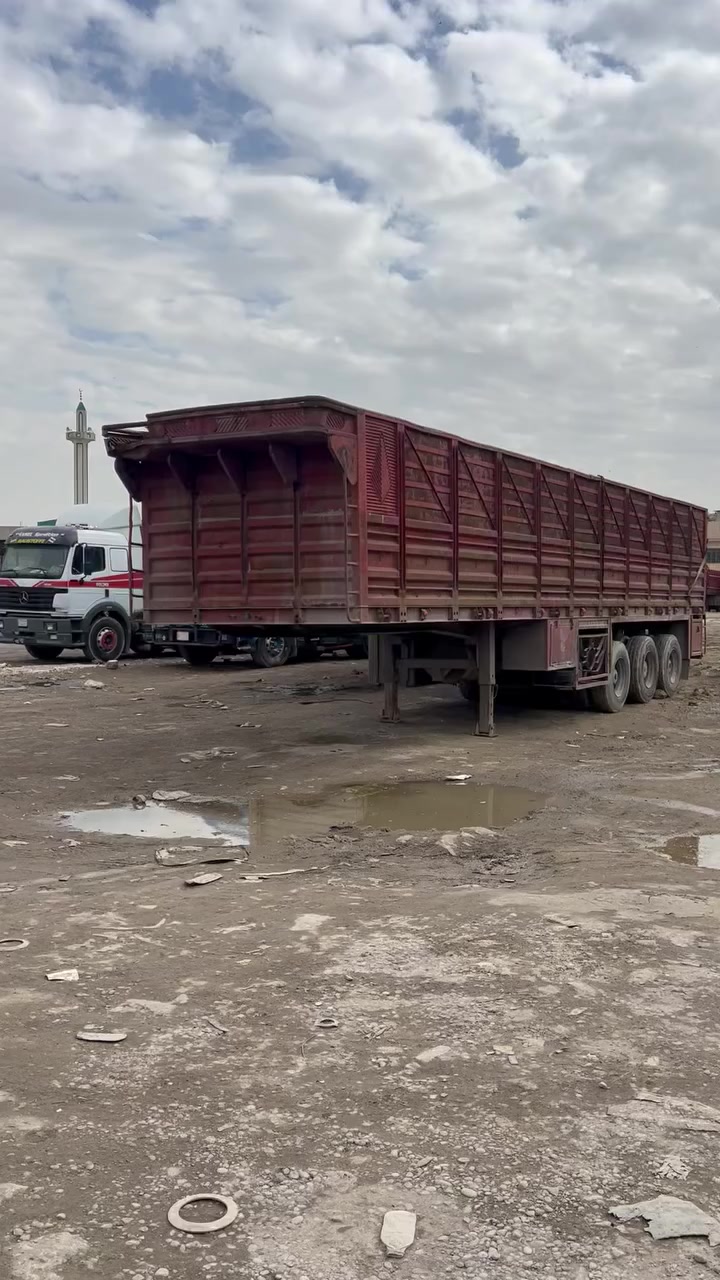 السلام عليكم
للبيع عربانه شاصي محلي (16)عمل حدادي شرط من فطر وكسر  جاهزه عل شغل
توير نظاف كهربئيات بريك كامل  صناديك مطبخ ثلاجه تانكي ماي سله سبيرات جادر شتوي تاير سبير عربانه جاهزه عل شغل
 السعر 95 وبيها مجال قليل 
العنوان موصل  للأستفسار
***********☎️ 
*********** ☎️
