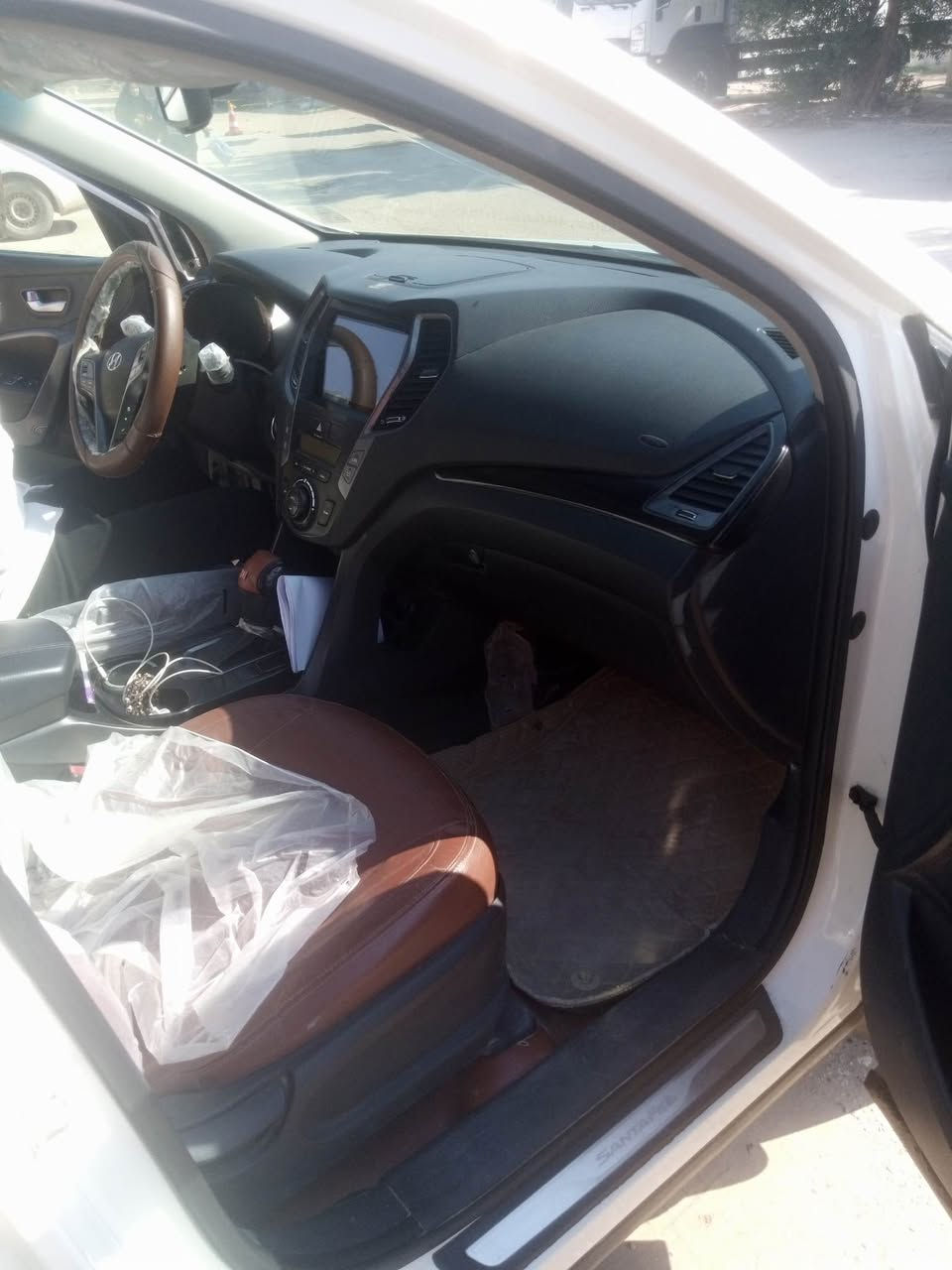 السلام عليكم
سنتافي موديل 17 بغداد بية چاملغ امامي + بية حالوبة مكينة گير مشروطات سياحي سبعة راكب مكينة ستة سلندر والباقي گدام عينك… تريد وكالة تريد مداور .. السعر 145  للاستفسار ع الرقم ‭0784 084 2478‬ ديوانية, القادسية
