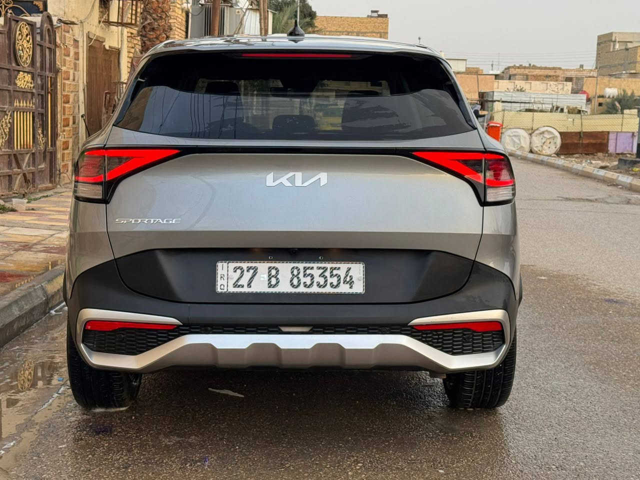 سلام عليكم كيه سبورتج موديل 24دخول جديد مرقم شهداء  ذي قار السياره  زيرو  ماشيه 10الف فقط سياره جديده كلش الون سلفر فول مواصفات  عده البنراما كشن جلد اسود شاشه منتصله بصمه اشاره بلمري ويل كب مكينه الفين وخمسميه السياره جاهز عله اخر حبايه رادار امامي وخلفي  اشاره ترحيب تشغيل عن بعد تخم تاير تبريد مكينه كله كفالة  السعر 175وبيه مجال الشراي  العنوان الناصريه مركز المدينه الاستفسار  اتصال عله الرقم+964 781 958 2744
