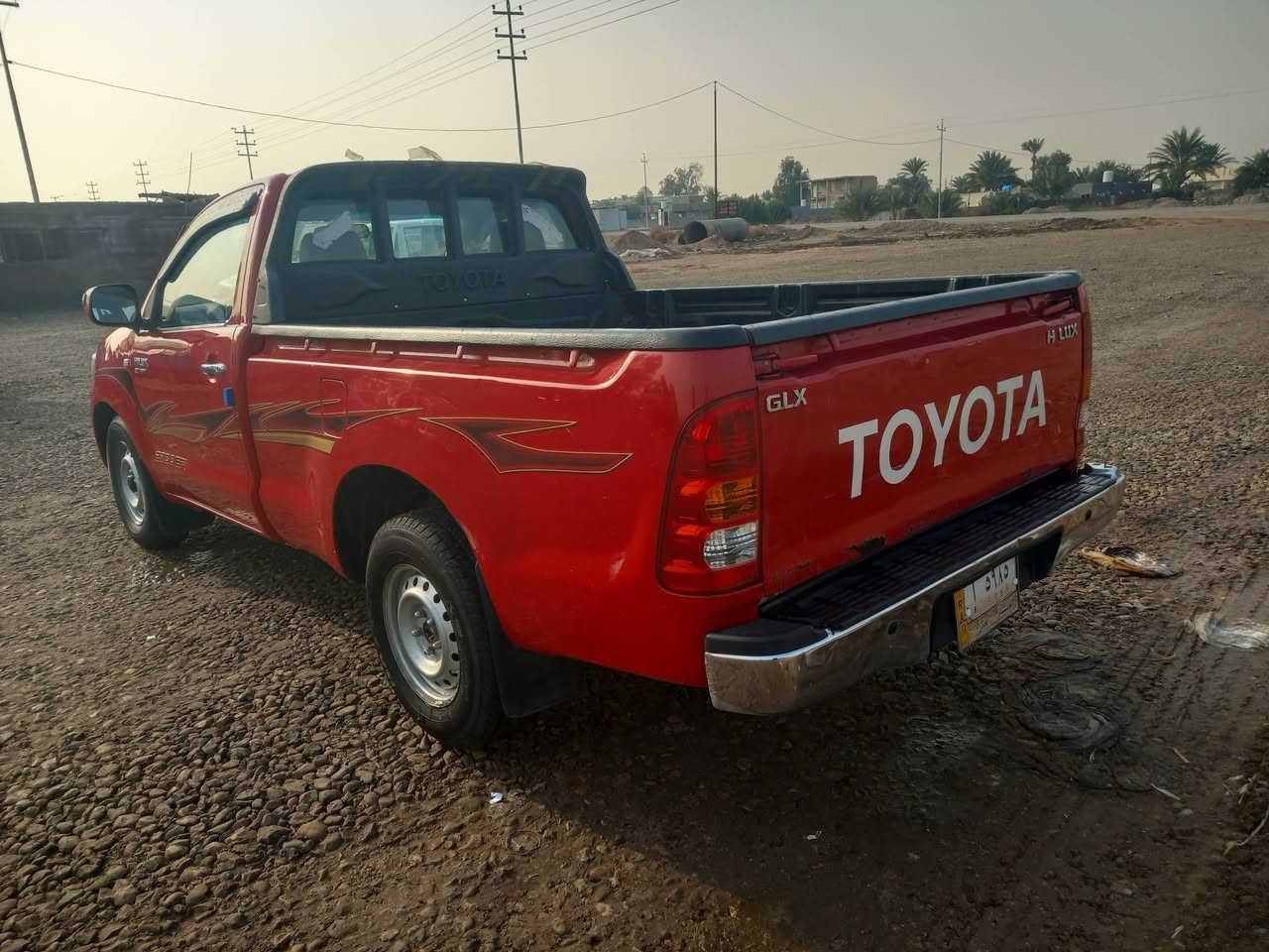 سلام عليكم للبيع هايلوكس موديل11 20 سعودي كفاله من صبغ رقم قادسيه  سياره جاهزه محرك كير صدر مكفولات تايرات جدد السعر 128 مكان الصويره  ***********
‭
