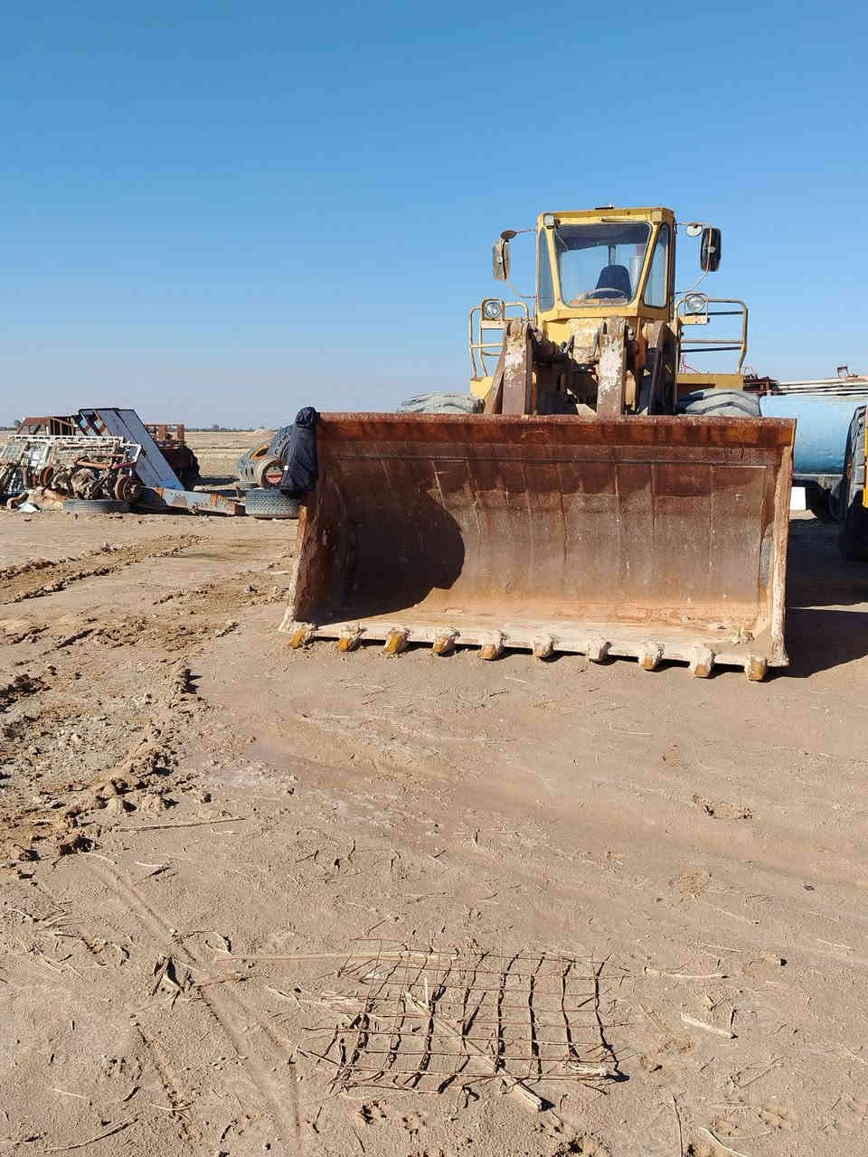 السلام عليكم شفلات للبيع حجم ٩٥ عدد ٢ مديل ٨٧ جاهزات للعمل مابيهن اي نقص الاستفسار اتصل على الهاتف***********
