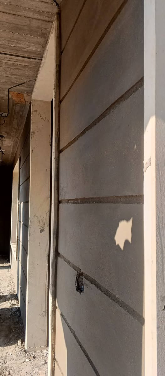 السلام عليكم
كادر لبخ اسمنت ناعم خشن او جرارة وتشميع ونثر  ومثل ميريد ابو البيت عالمتر او قطعي او يومية تشميع وجرارة المتر ب٢٥٠٠ والناعم والخشن ب٣٥٠٠ وبيها مجال للطيبين 
للاستفسار الاتصال *********** او ***********
